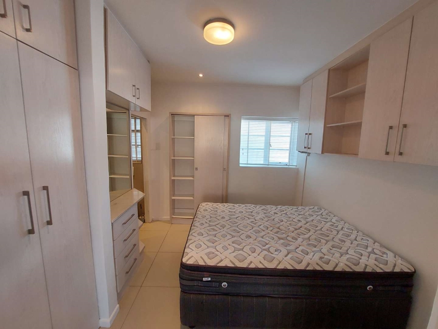 To Let 1 Bedroom Property for Rent in Oranjezicht Western Cape